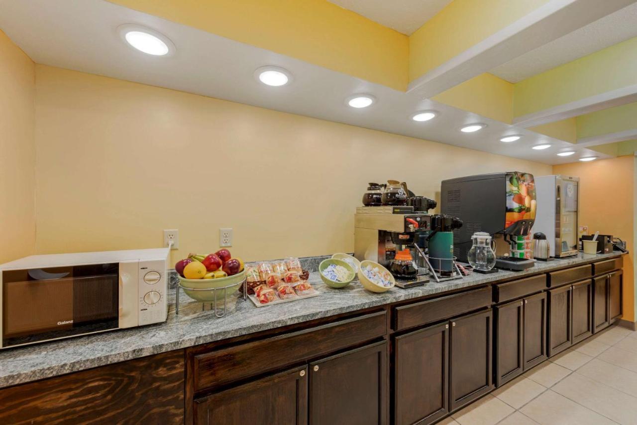 Quality Inn Hamilton Εξωτερικό φωτογραφία