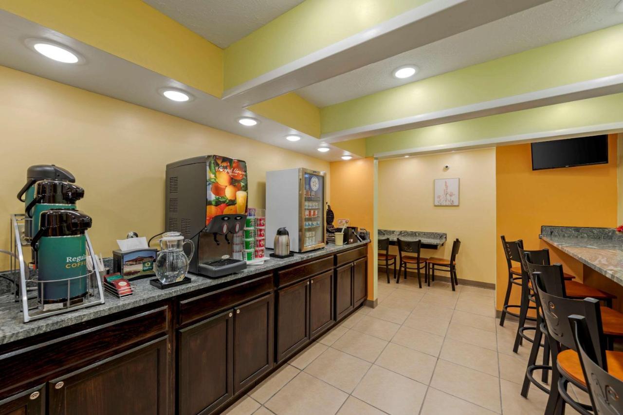 Quality Inn Hamilton Εξωτερικό φωτογραφία